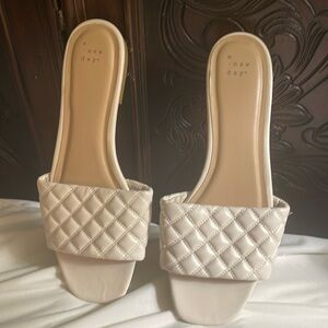 A New Day Off-white Slides, Size 12